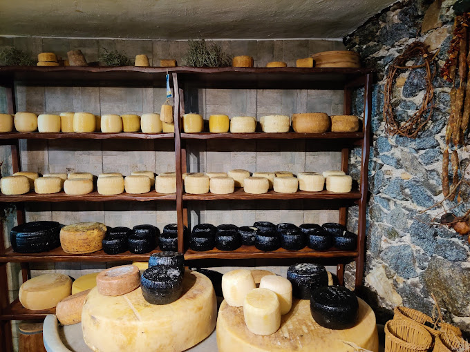 NAXOS CHEESE KOUFOPOULOS